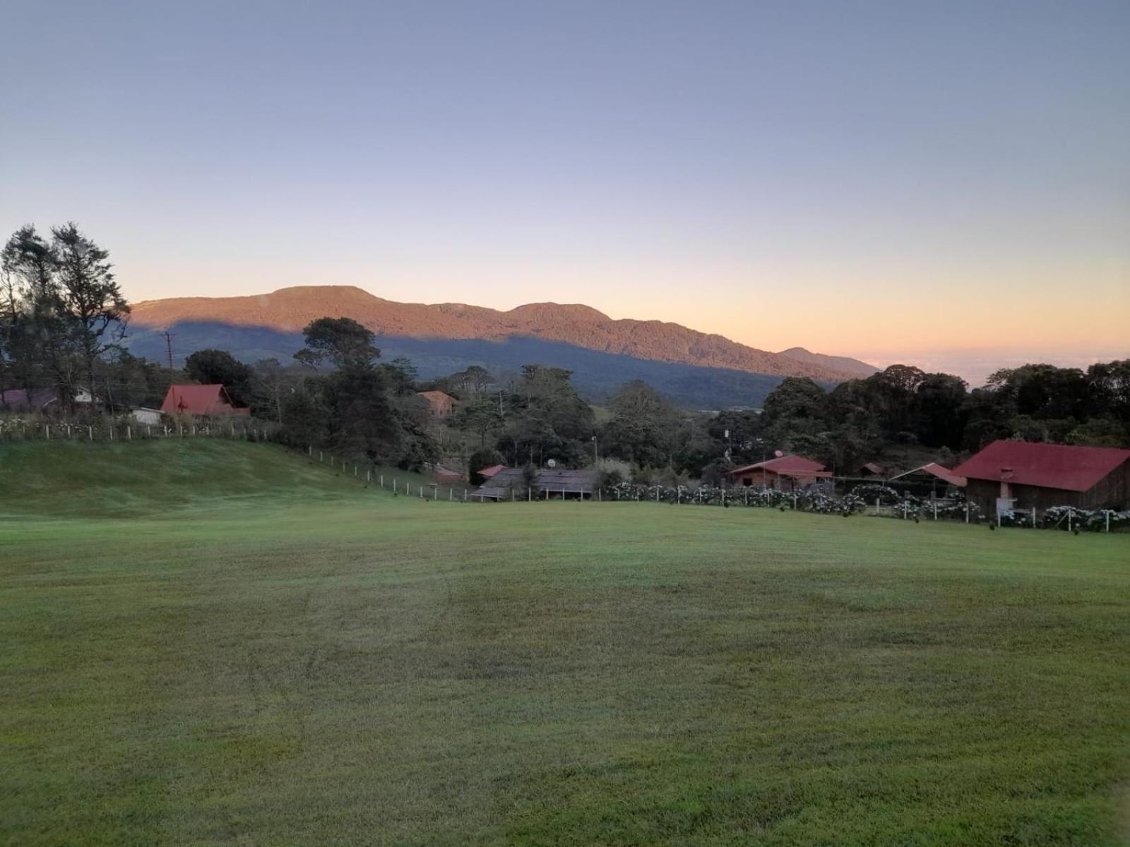 הרדיה Chalets Vistas Del Poas מראה חיצוני תמונה