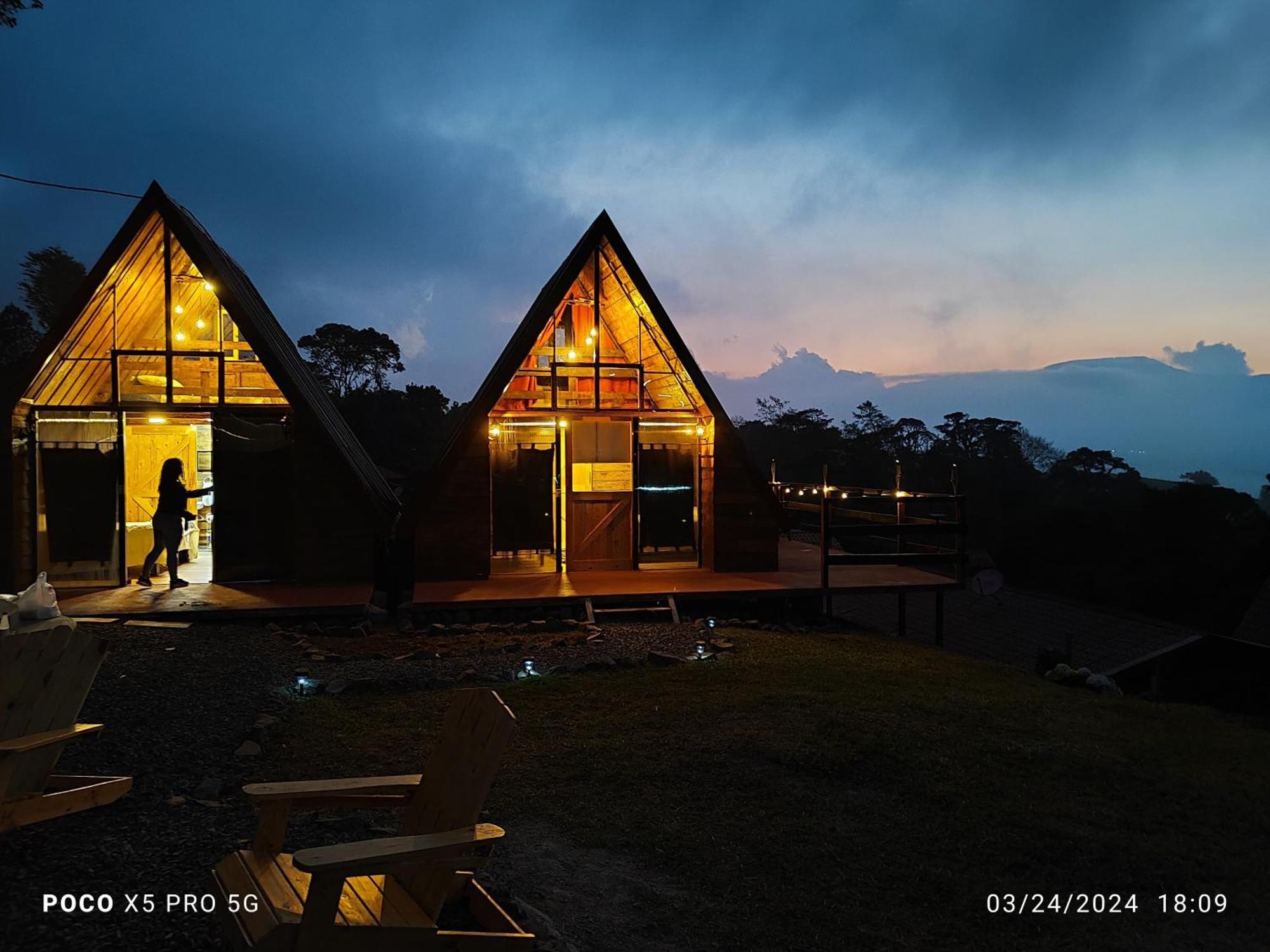 הרדיה Chalets Vistas Del Poas מראה חיצוני תמונה